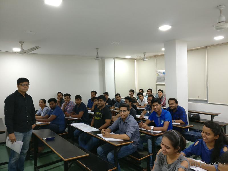 Delhi’s Dual Brilliance: Top-Tier Coaching and Dental Care