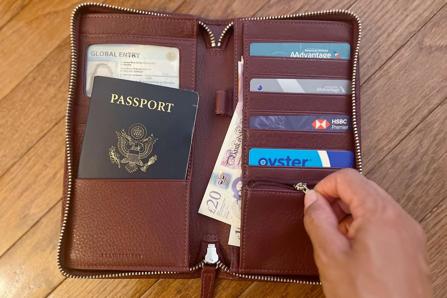 Crafting the Perfect Travel Companion: A Guide to Leather Men’s Laptop Bags and Passport Covers
