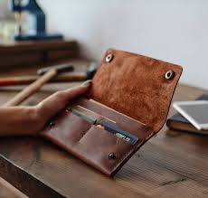 Elevate Your Corporate Gifting with Genuine Leather: A Timeless Choice